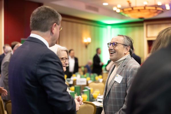 Issues & Eggs networking